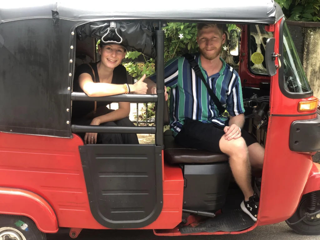 Tuktuk BookIng Srilanka